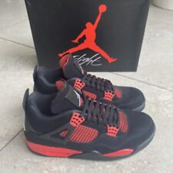 Size 10 - Jordan 4 Retro Mid Red Thunder - Picture 5 of 7
